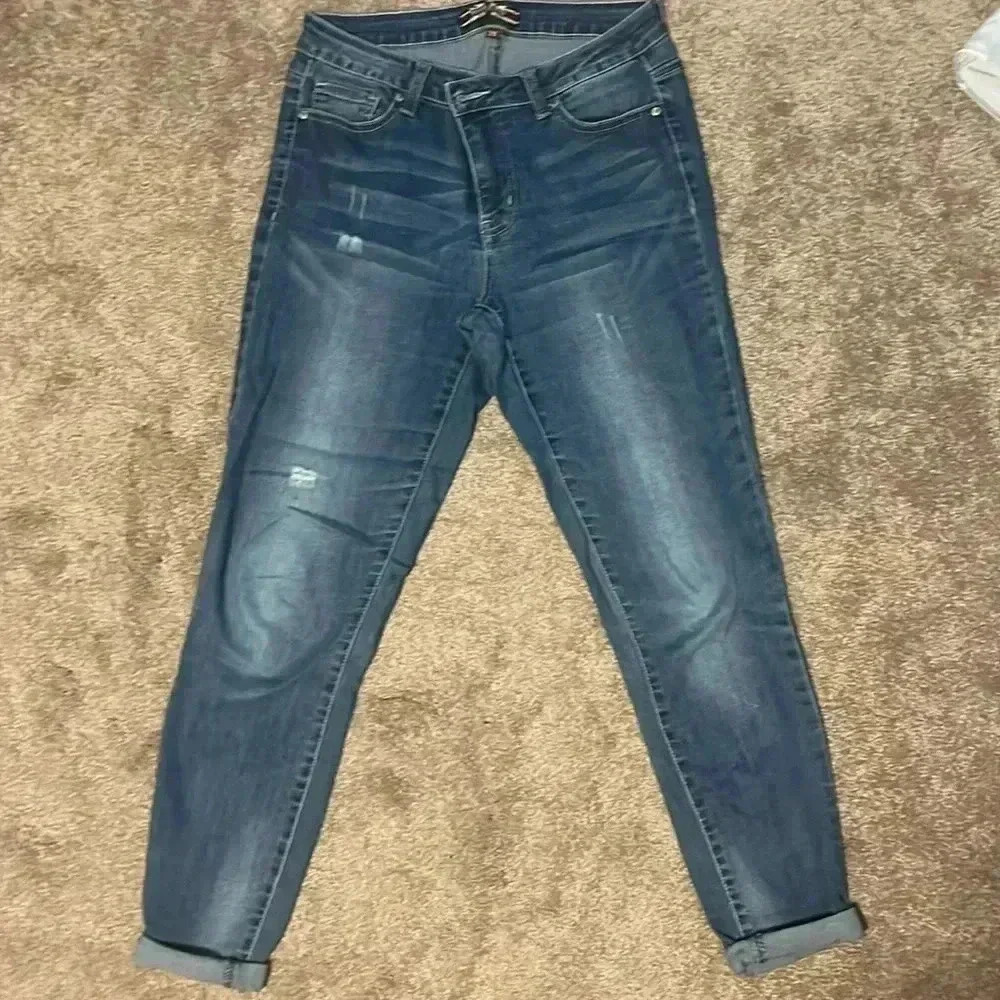 Makers of True Originals jeans size 28